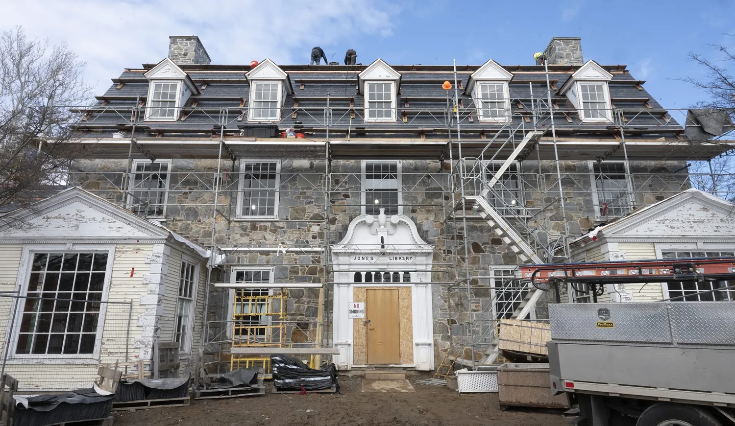 Amherst council rejects CPA funding for Jones Library woodwork restoration