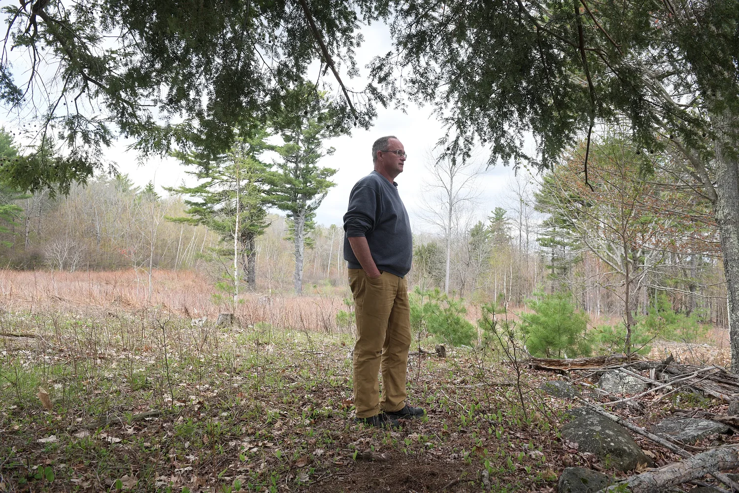 Cell tower project sparks controversy in Plainfield
