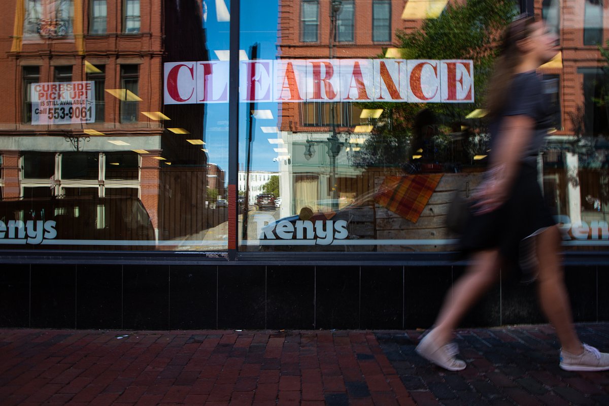 Renys shuts down Portland store early