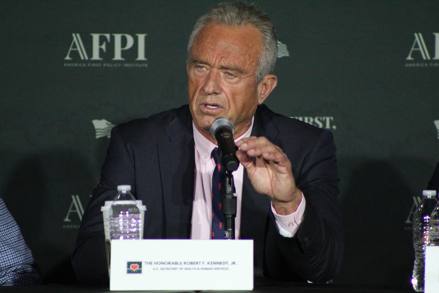 ‘Destroying our country’: RFK Jr. urges healthy eating during Michigan visit