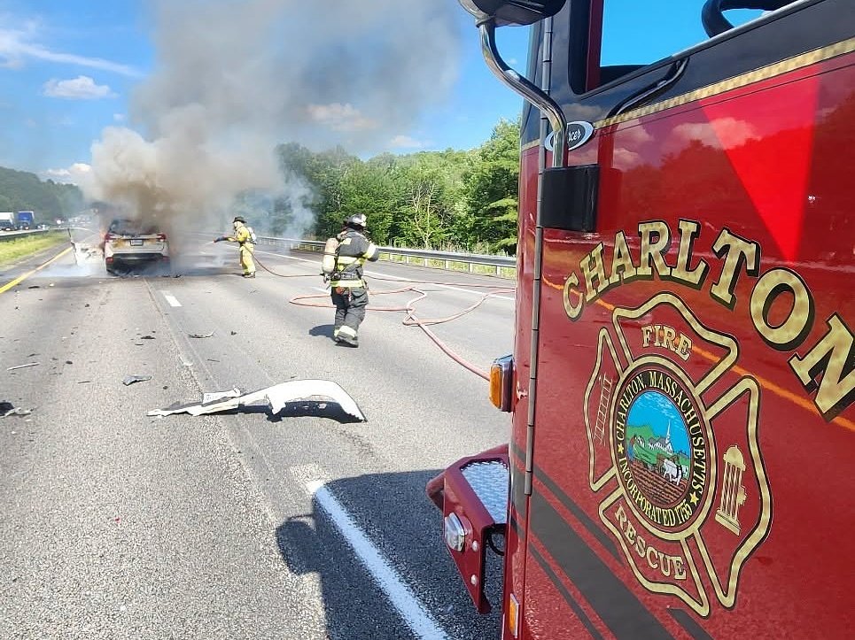 Fiery crash causes major traffic jam on Mass. Pike during afternoon commute