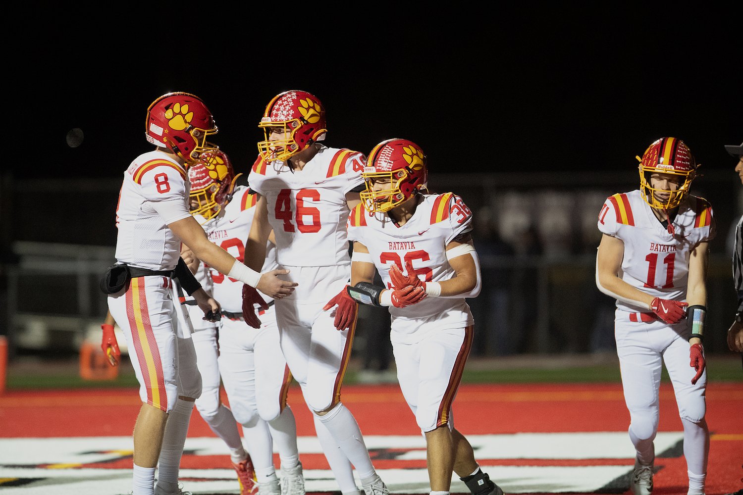 Batavia sets tone early, advances to fourth straight Class 7A quarterfinal with win over Glenbard East
