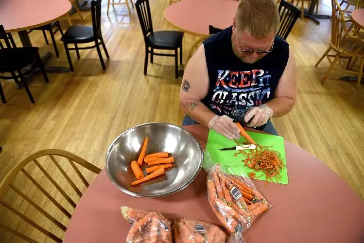 Snap benefit cuts hit Upper Valley residents, food pantries brace for impact
