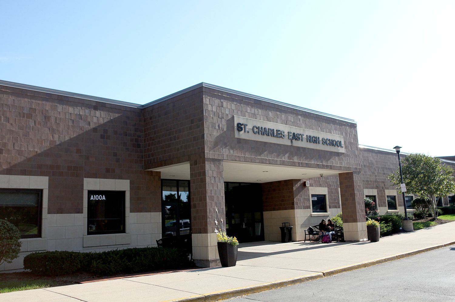 St. Charles East High released from lockdown after student gun threat