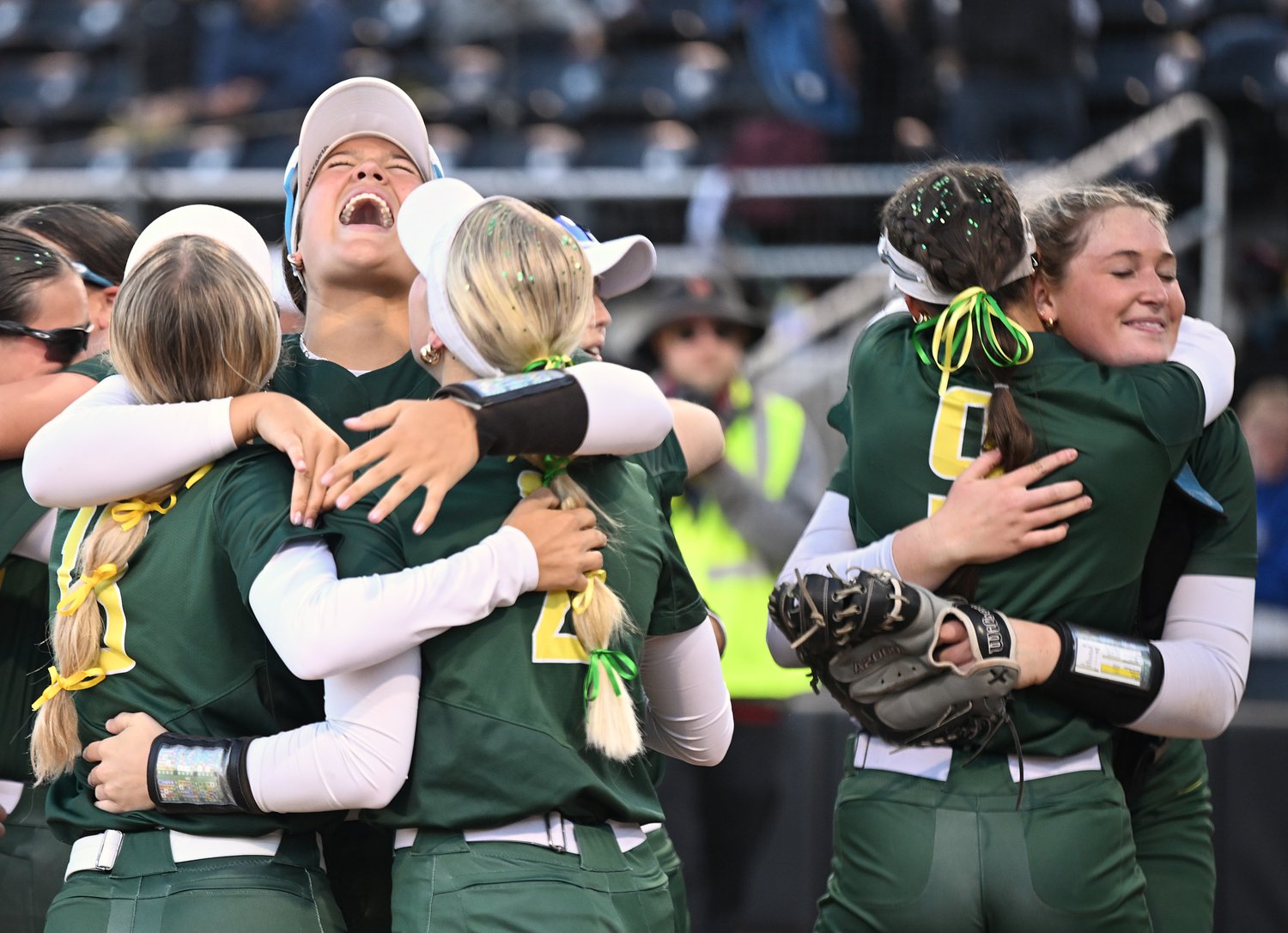 Vote: Who should be the Oregon High School Team of the Week (6/8/2026)?