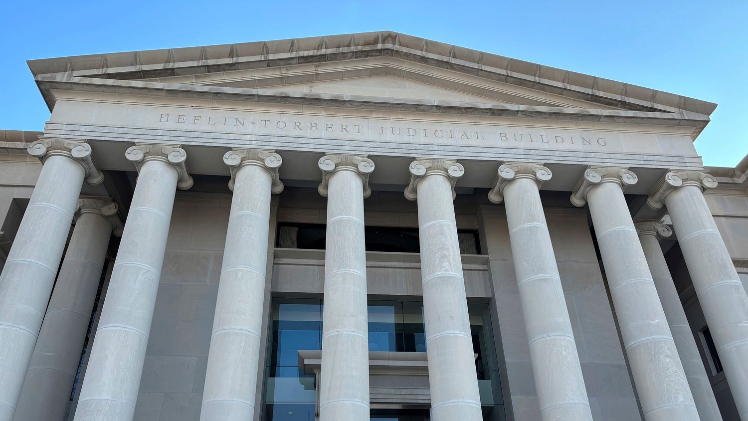 After courts nix nitrogen gas, Alabama asks to execute man by lethal injection