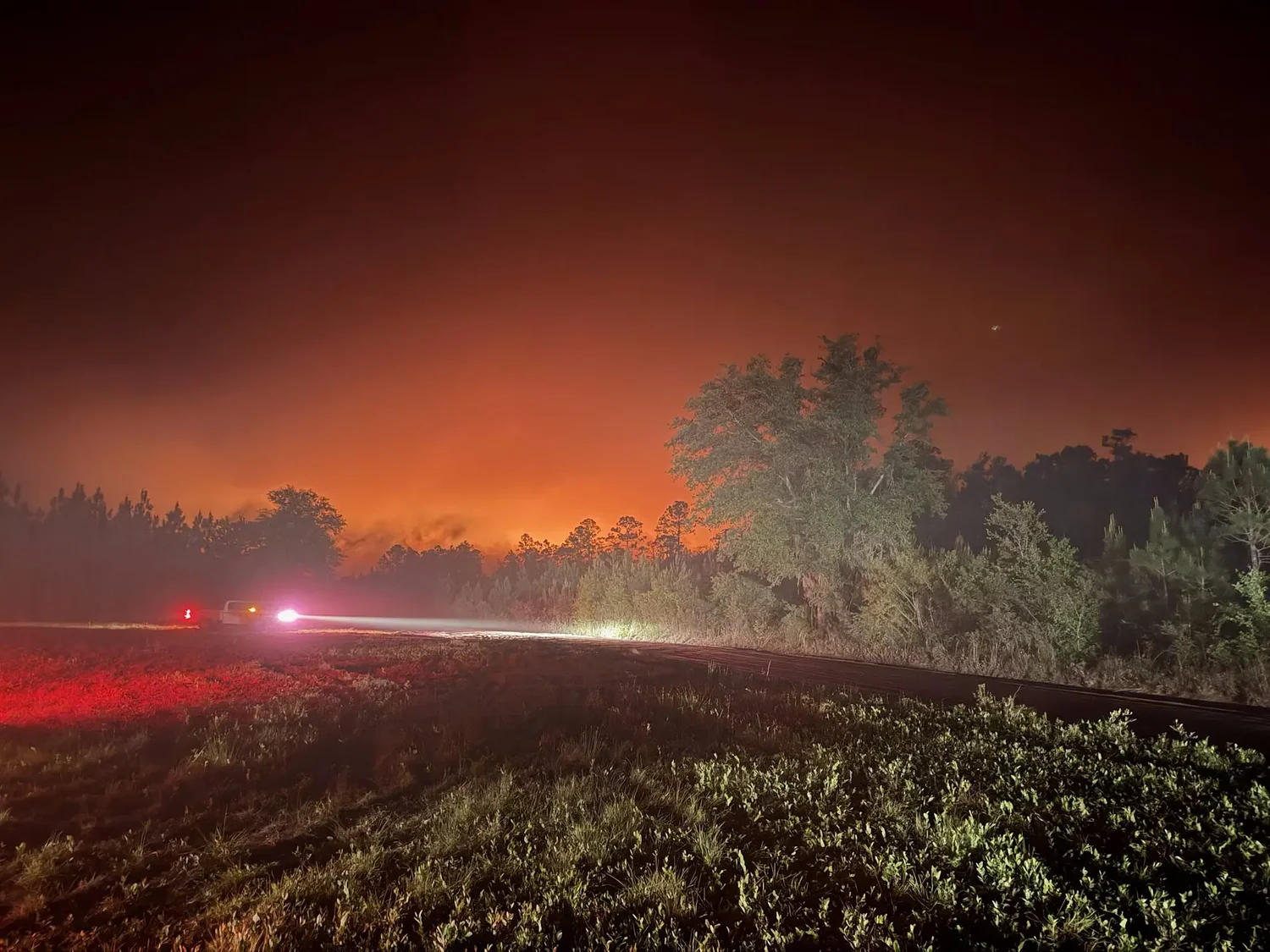 Georgia Governor warns of volatile wildfire situation as flames continue to spread