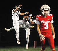 Sycamore wins battle up front, pulls away late in 35-7 win over Ottawa