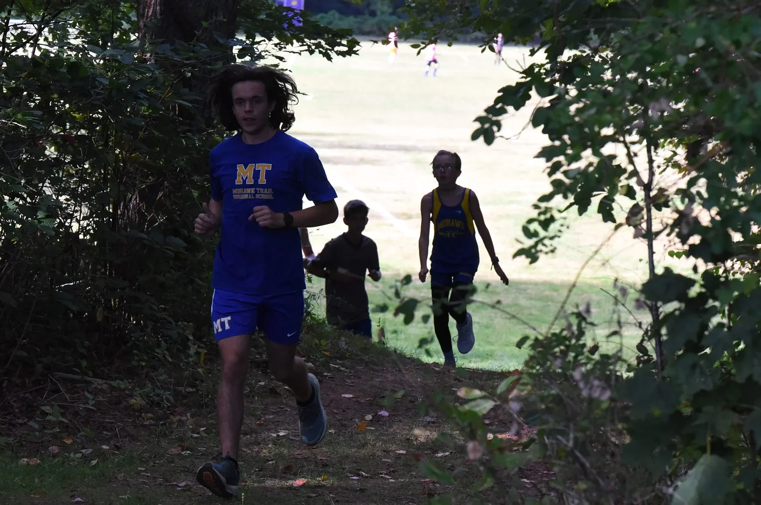 High school roundup: Mohawk Trail’s Anya Read, Peter Healy capture victories in tri-meet XC split