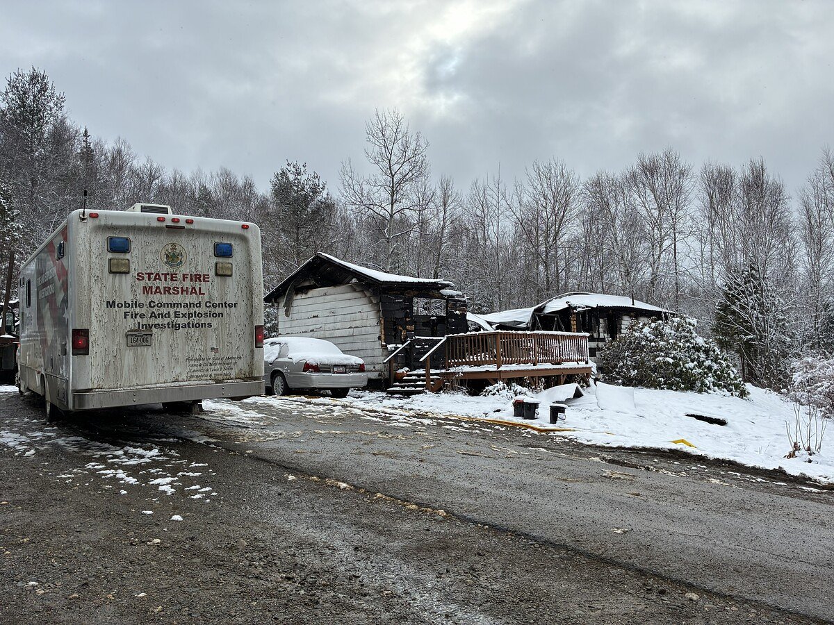 1 dead in Down East house fire