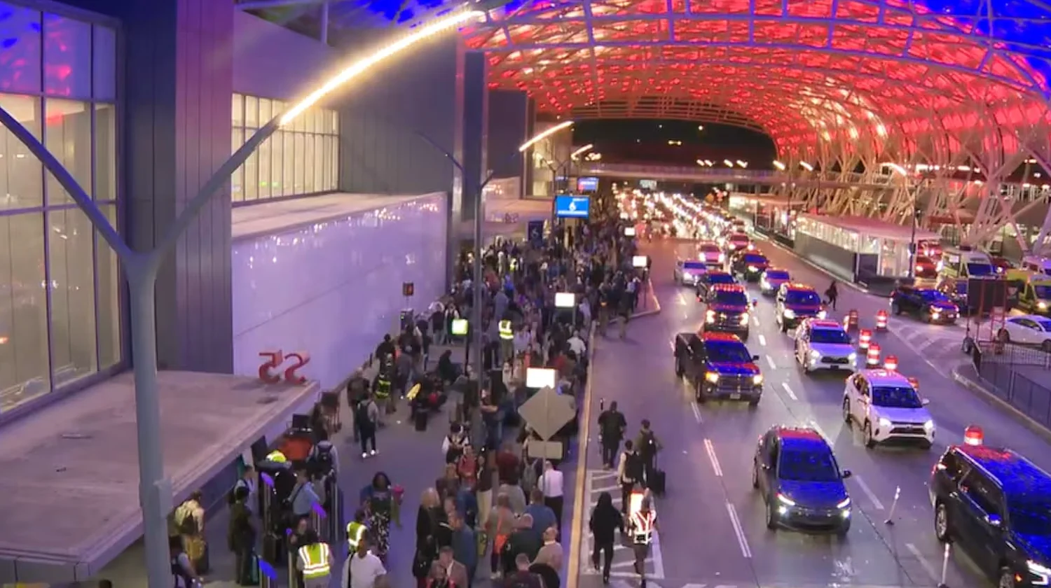 Lines out the door at Atlanta airport as ICE agents arrive to assist TSA