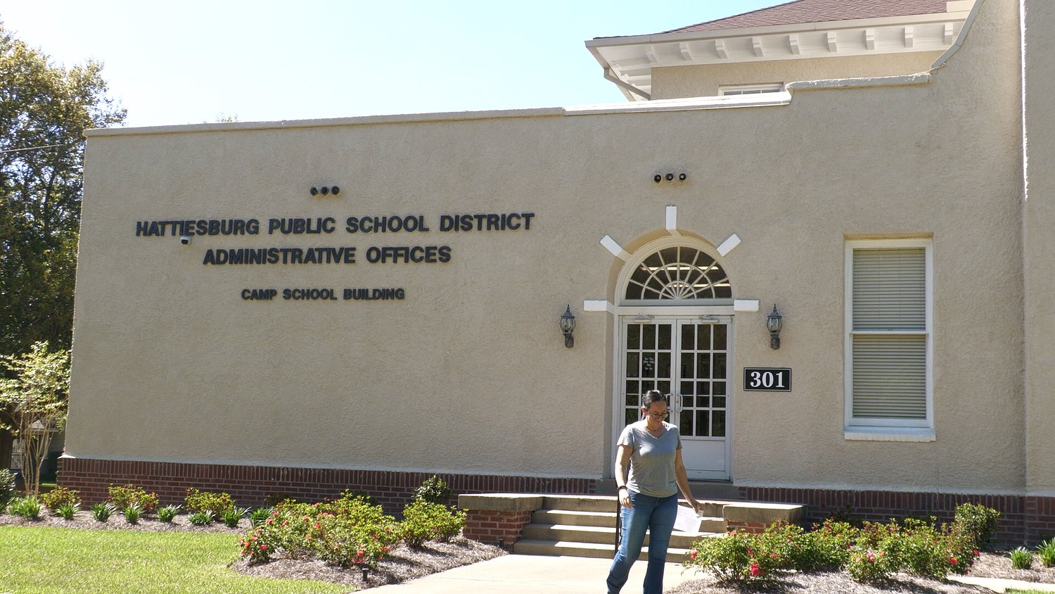 Mississippi schools set new goals for attendance, student support
