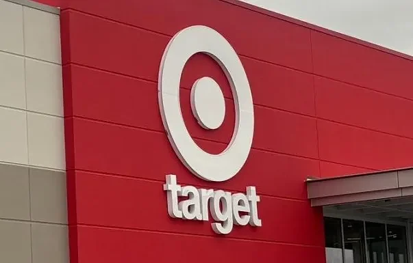 Man accused of stalking woman and her child at Target now faces federal child porn charges
