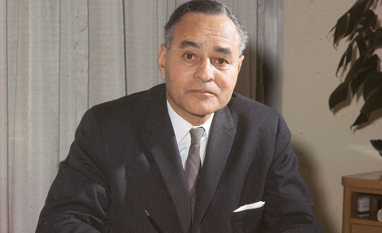 1904: Ralph Bunche is born
