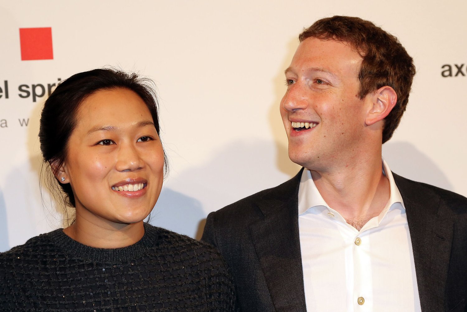 Mark Zuckerberg just gave his wife another truly horrendous gift