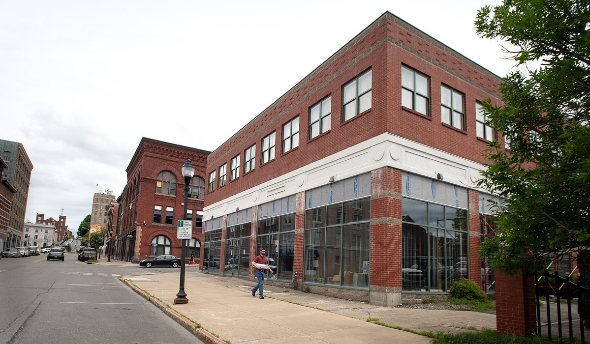 Indian restaurant to open in downtown Bangor this month