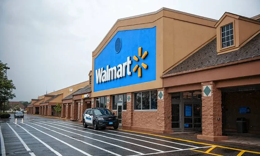 Hadley may lift 75,000-square-foot cap on retail stores