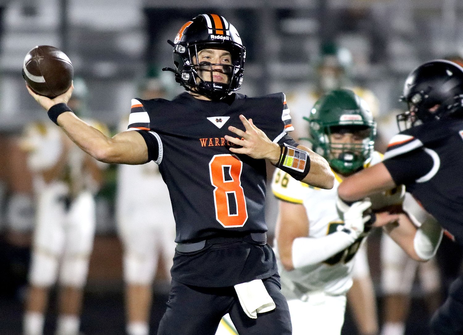 QB Jeffry Schwab helps McHenry beat Crystal Lake South as Warriors move to 2-0