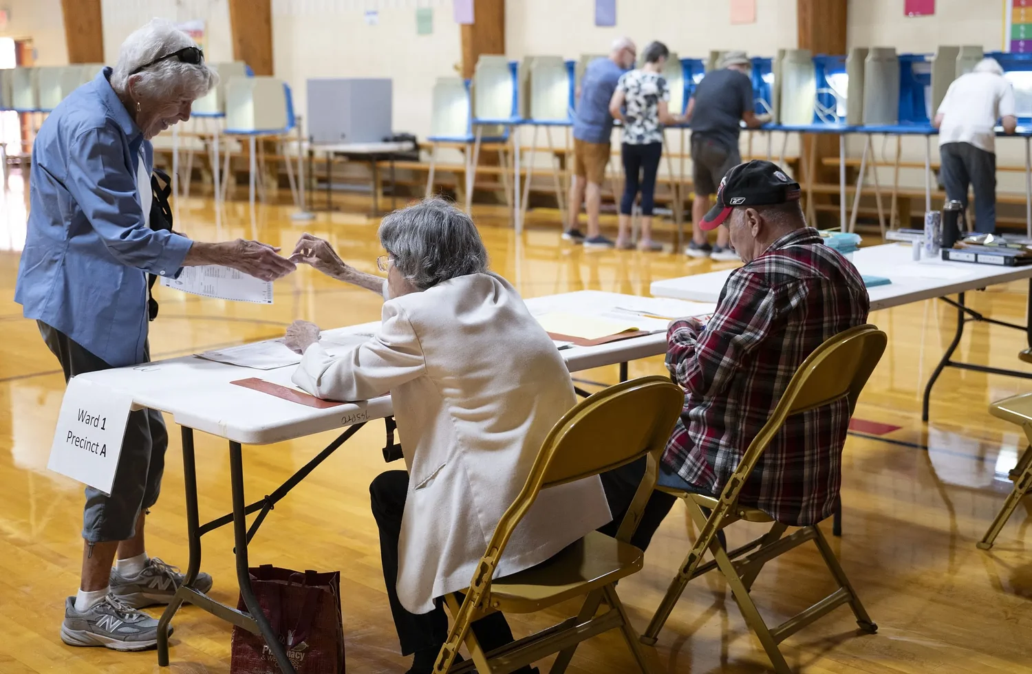 Photo: Election field narrows in Northampton