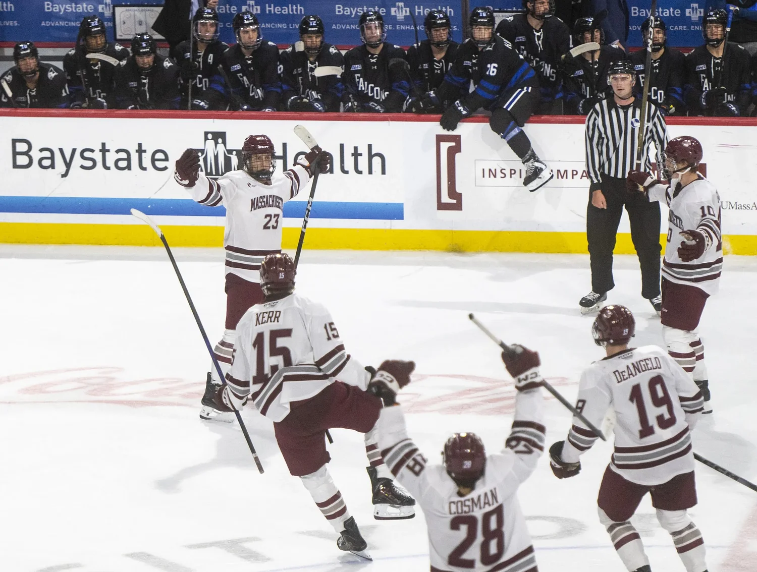 UMass hockey edges Bentley in overtime thriller