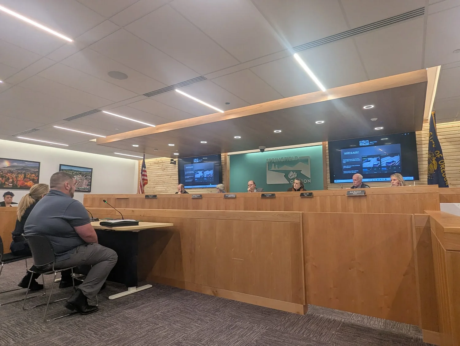 Flock license-plate reader cameras to stay up in Springfield for now
