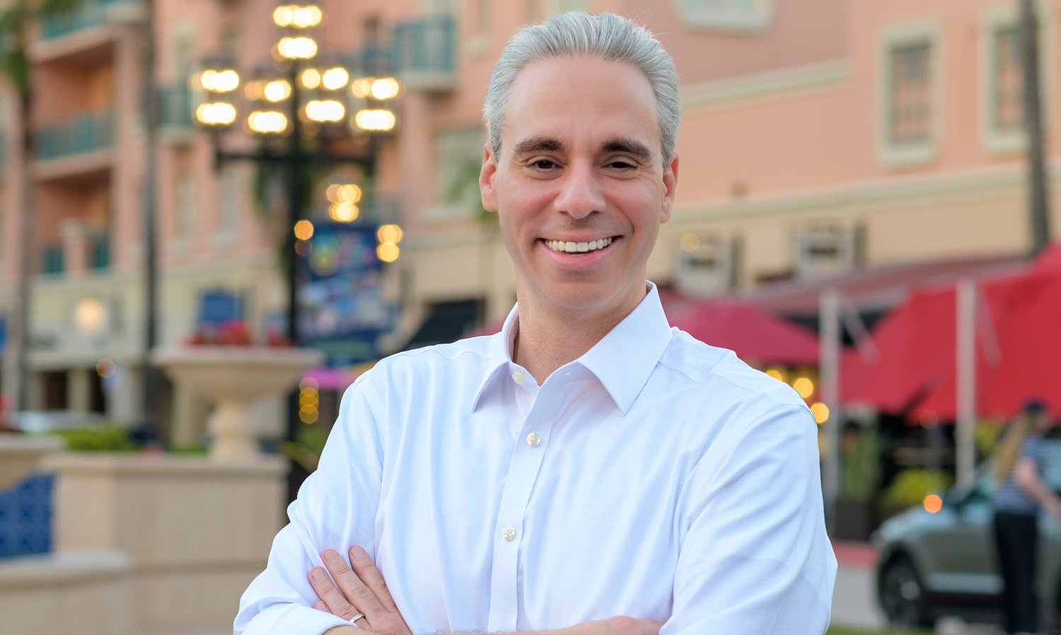 Boca Raton Mayor Scott Singer, a Republican, hopes shift to right will push him to victory against Moskowitz