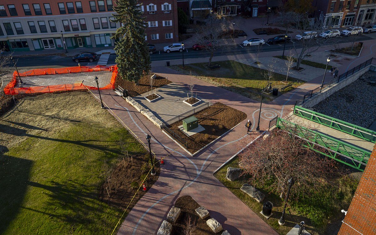 Pickering Square construction marred by defects and delays