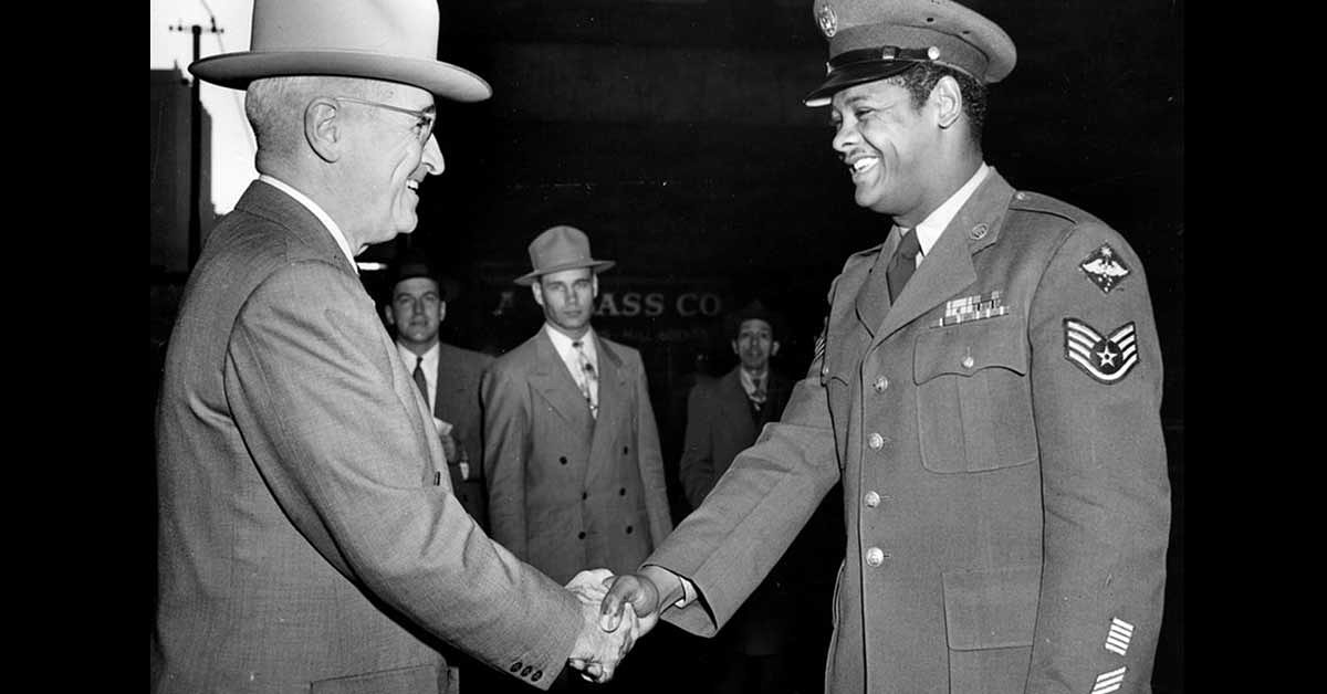 1948: Truman abolishes racial discrimination in U.S. military