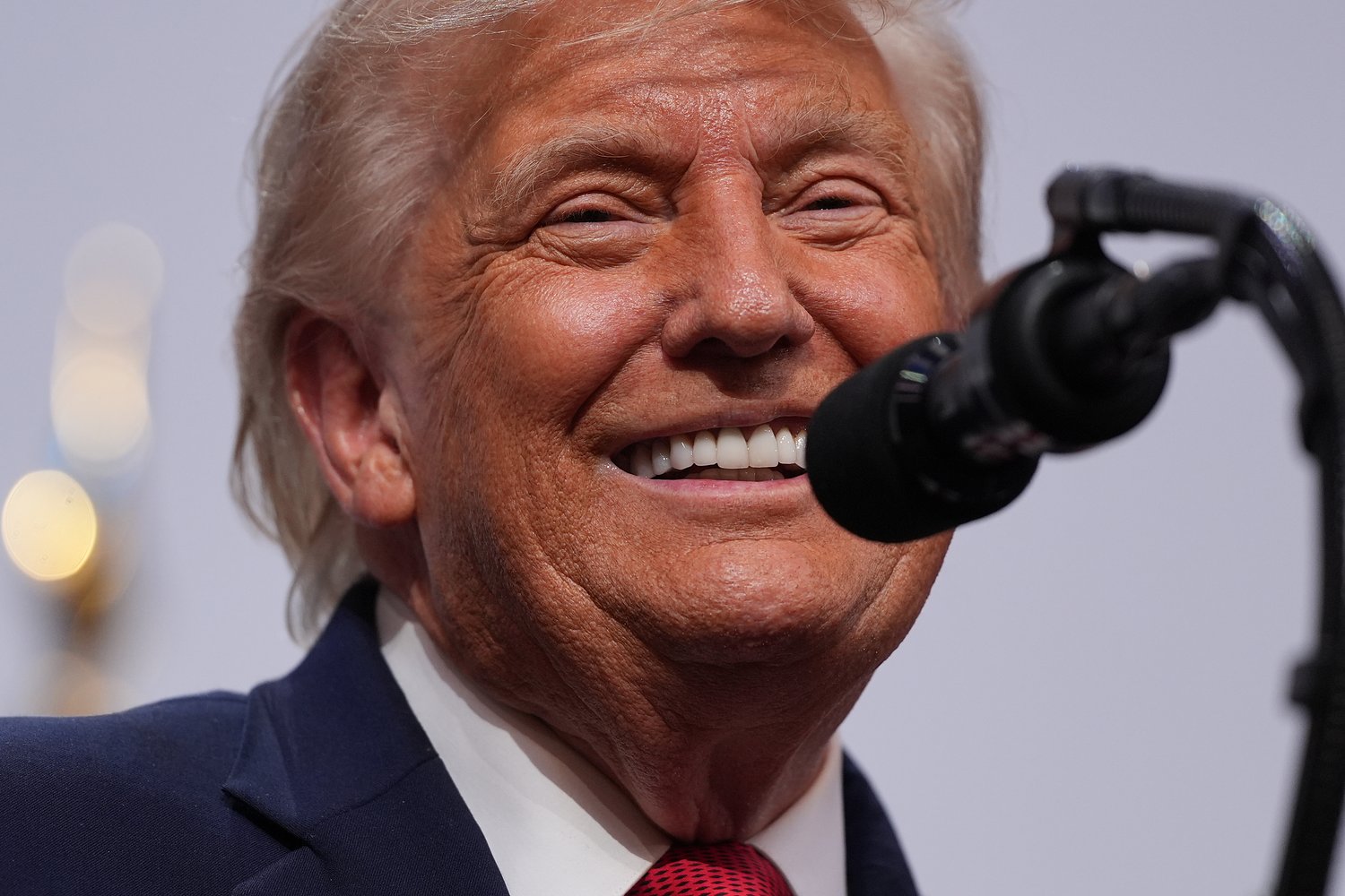 ‘Off the rails’ Trump bashes Obama and JD Vance during G7 Summit’s chaotic final day