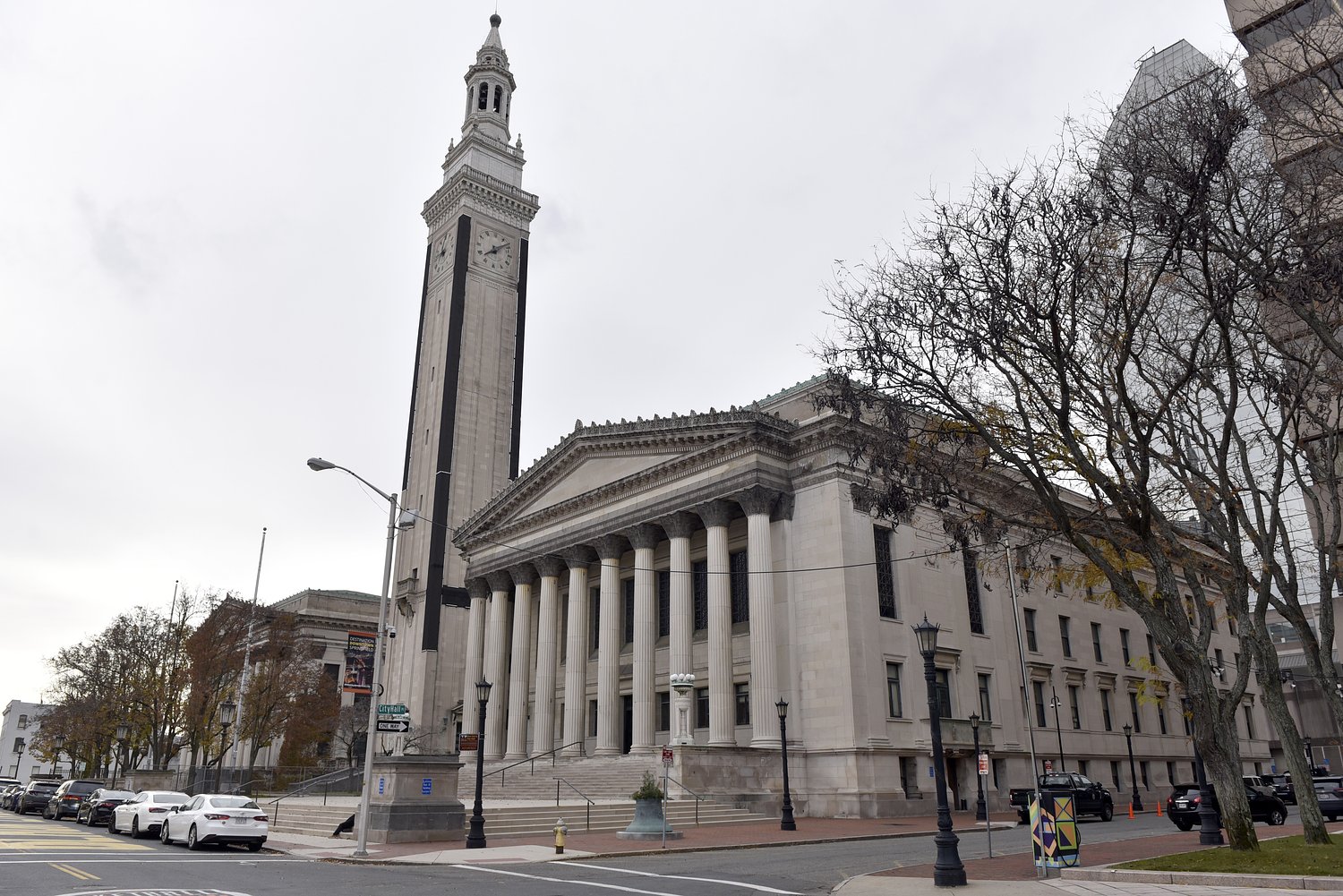 Springfield passes resolution to end remote attendance