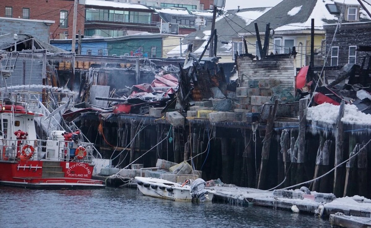 Owners will rebuild after devastating Portland wharf fire