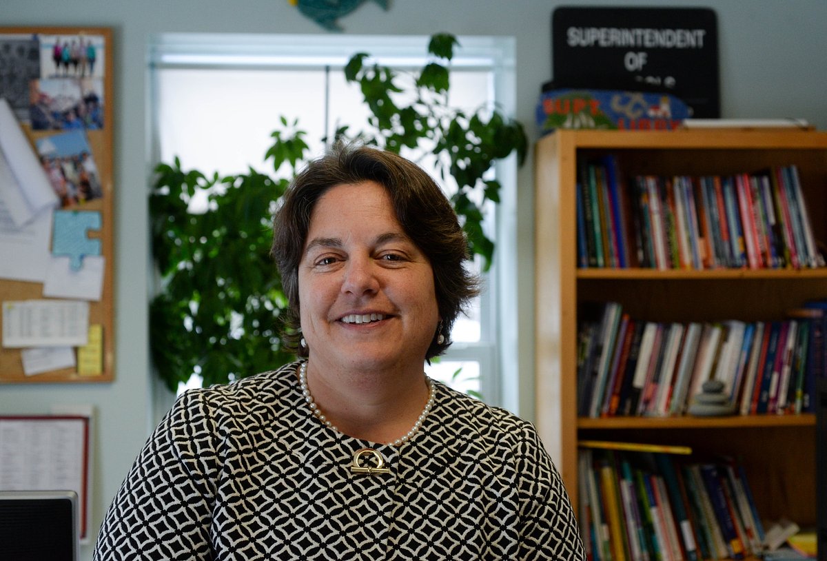 Camden school superintendent may stay on payroll as consultant