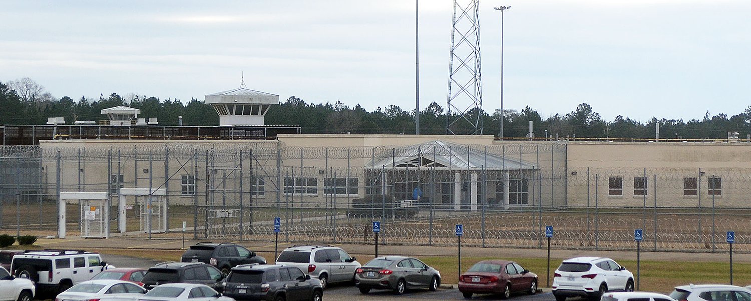 Two plead guilty to collecting pandemic-related unemployment benefits while in prison
