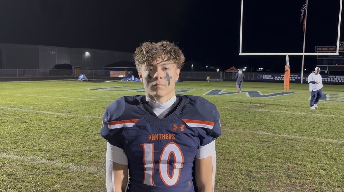 Oswego uses big plays in fourth quarter to get past Naperville North