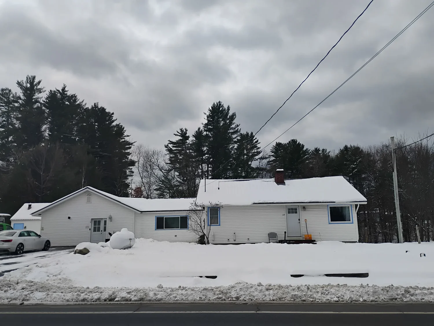 ‘We’re going to move forward’: Small fire damages part of Boscawen sober living house