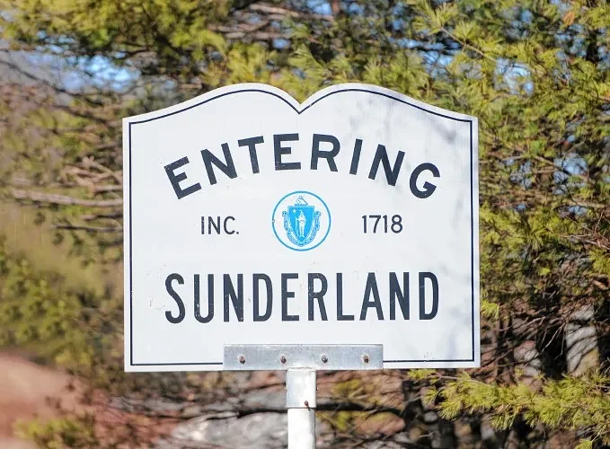 Sunderland residents OK override in 430-188 vote