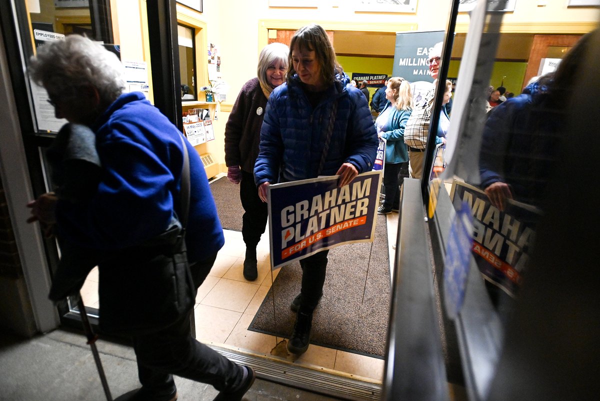 Republicans are picking apart Graham Platner’s Reddit archive post by post