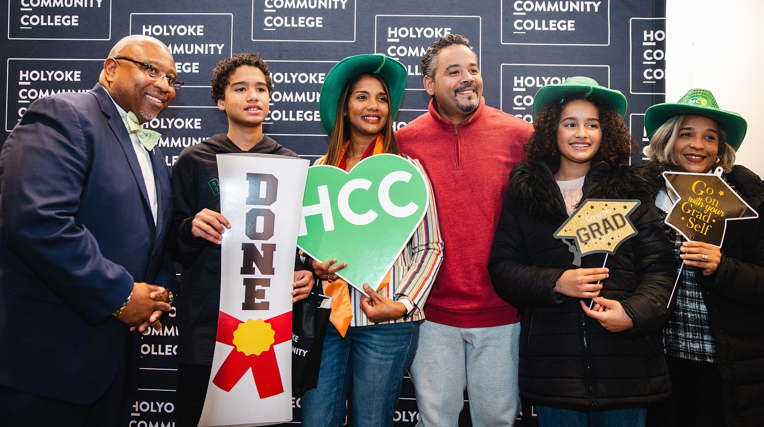 Area Briefs: HCC to host annual fall graduate reception