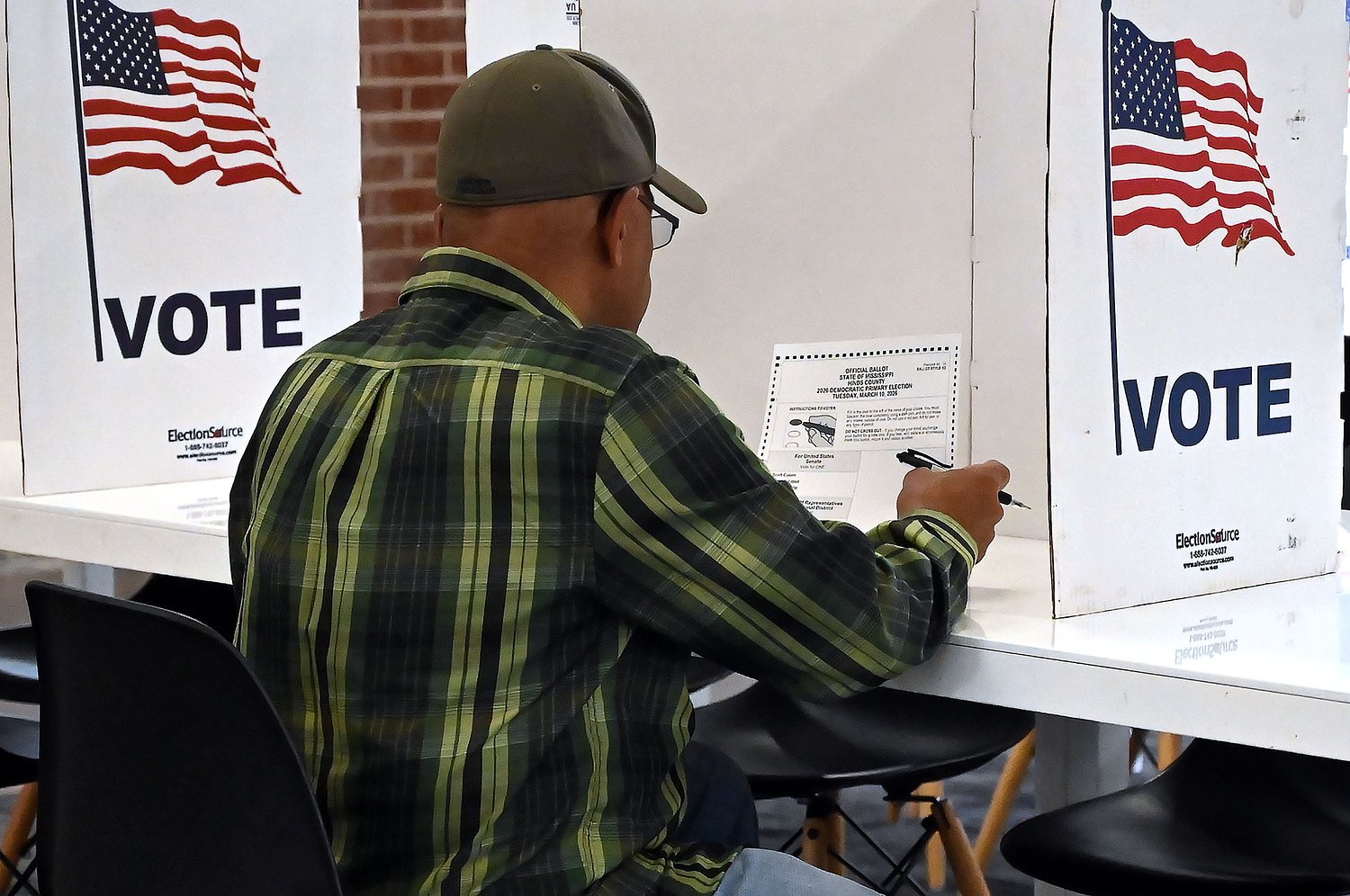 US Supreme Court weighs Mississippi law allowing mail-in ballots to be counted after Election Day 