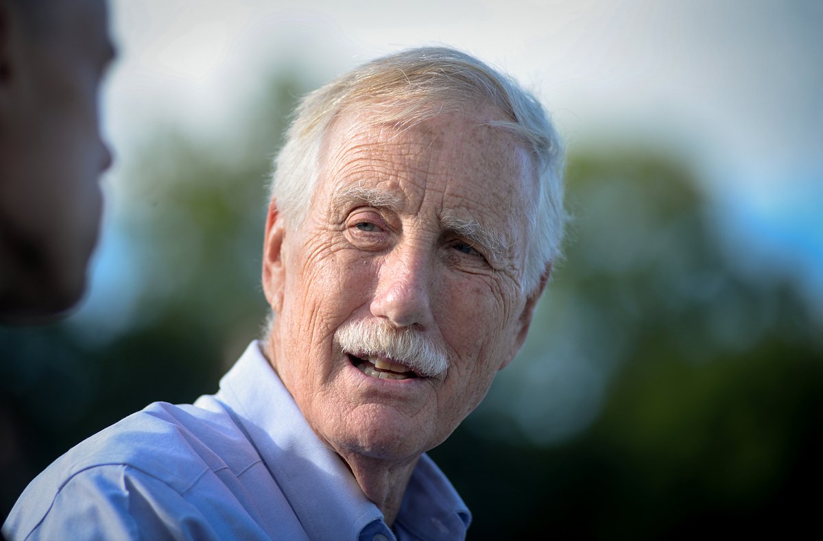 Angus King says bath mats could save Medicare millions