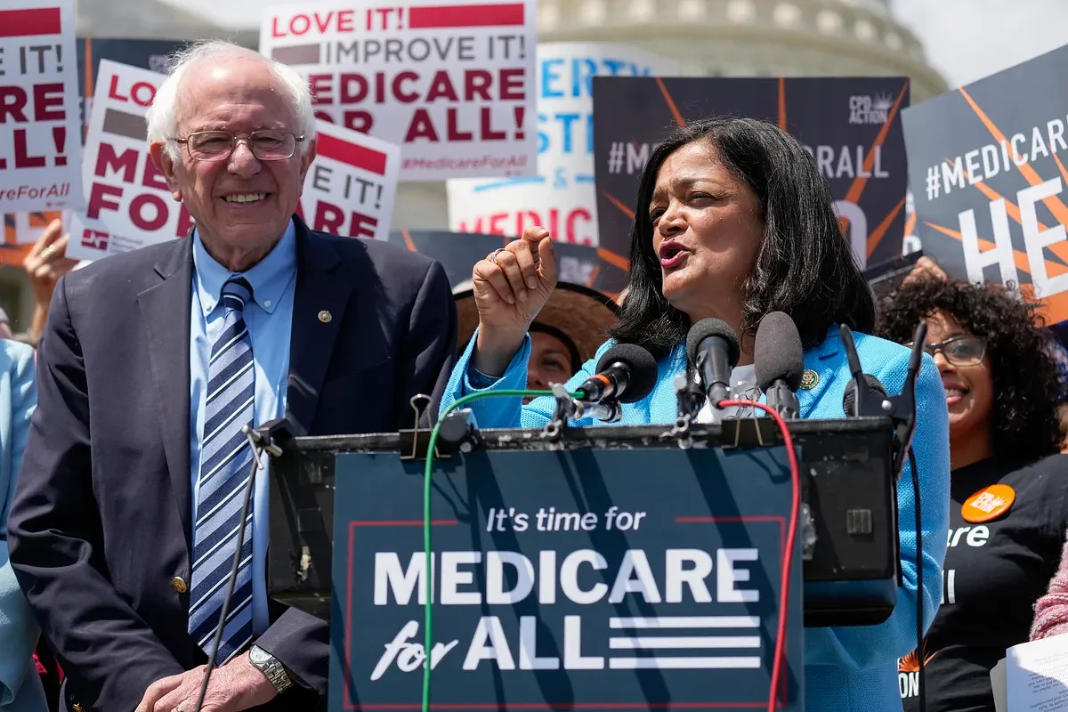 Letter: Universal health care will cost less than we pay now