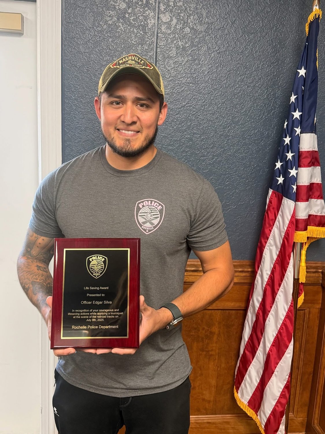 Rochelle police officer honored with life-saving award