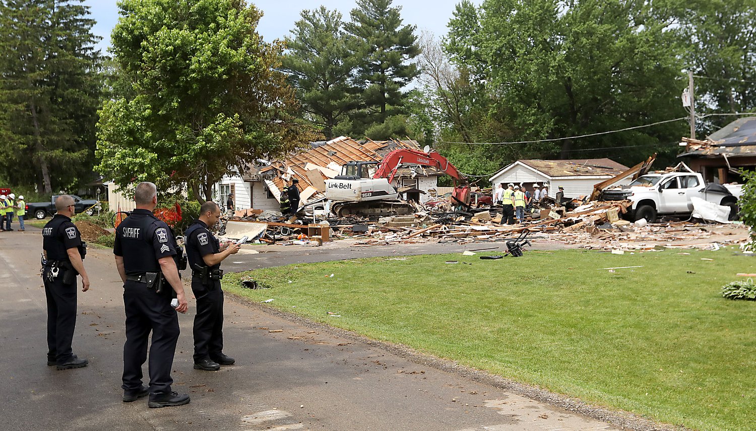 Wonder Lake fundraisers Saturday for family whose home blew up in May, killing woman
