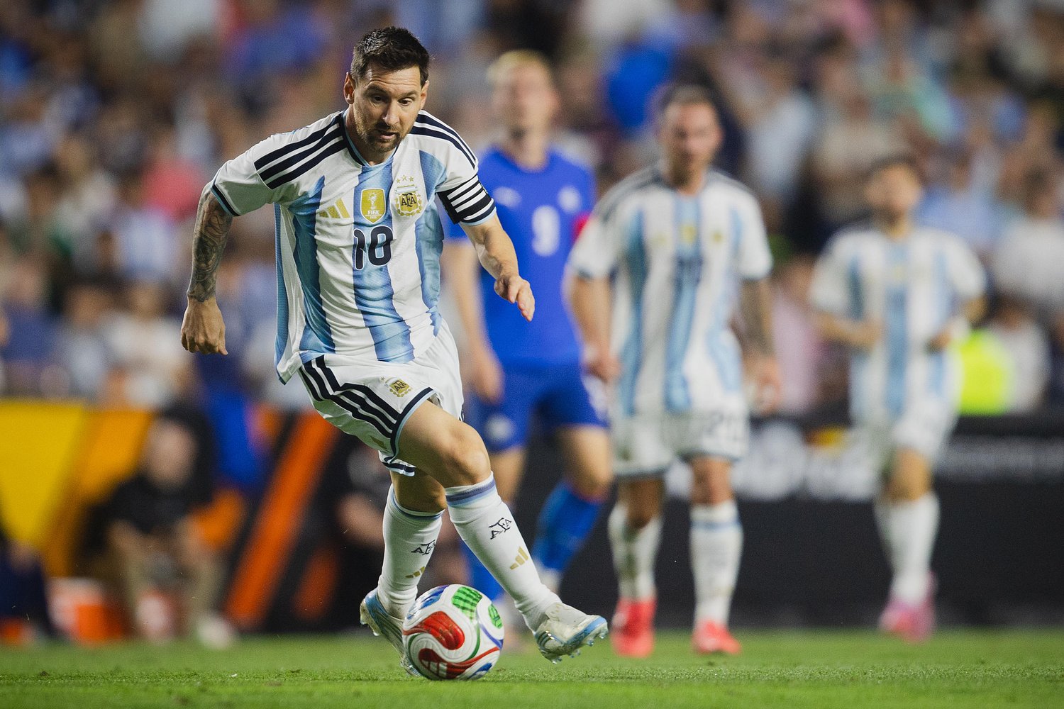 Where to watch Messi and Argentina vs. Algeria World Cup soccer tonight on free streams, TV