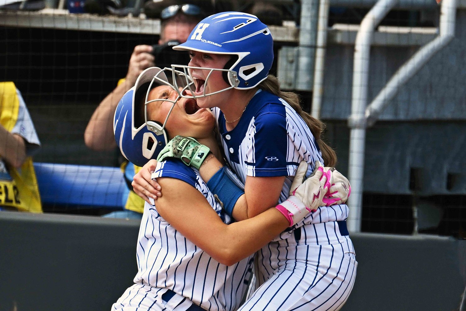 Highlands rallies in final at-bat, walks off North Hardin to reach first state semifinal