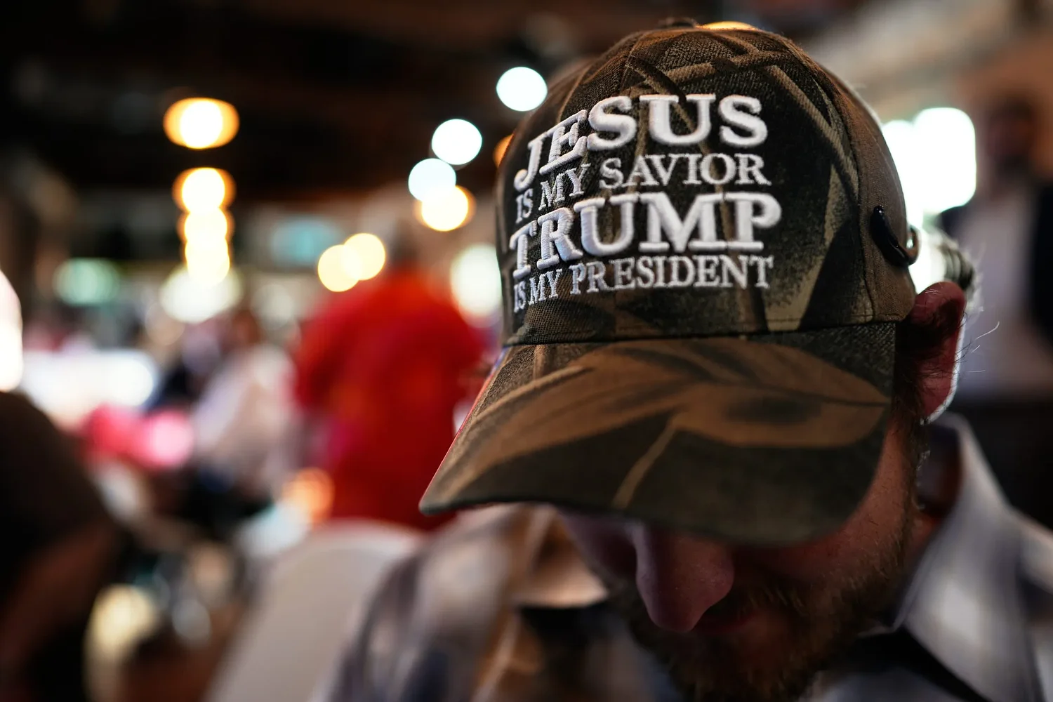 Opinion: Donald Trump, Roman Catholics and white evangelicals