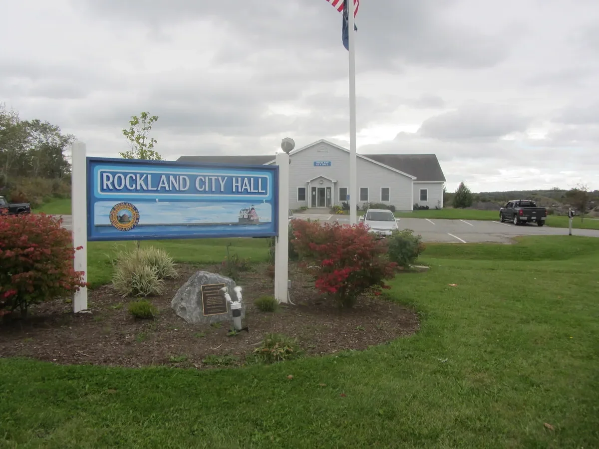 2 speakers spew racist rants at Rockland council meeting