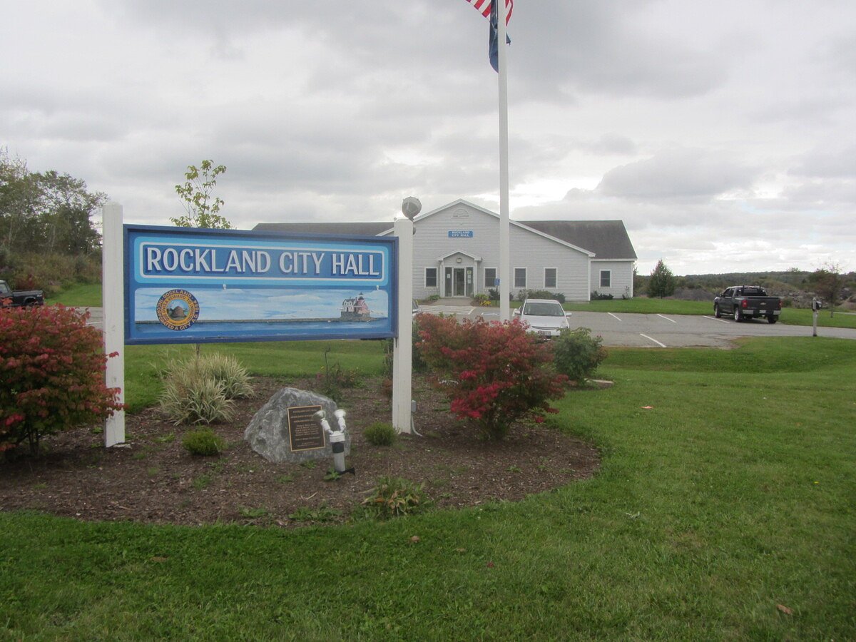 2 speakers spew racist rants at Rockland council meeting