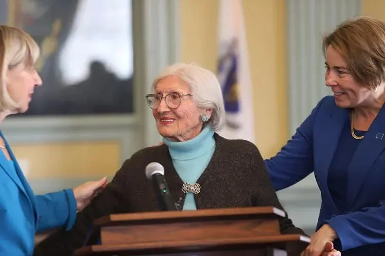 State leaders gather on Holocaust Remembrance Day ‘to remember, to educate and to confront hatred’