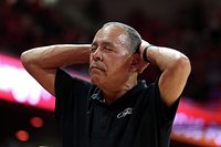 Winter weather is wrecking havoc on college hoops' biggest games in Texas